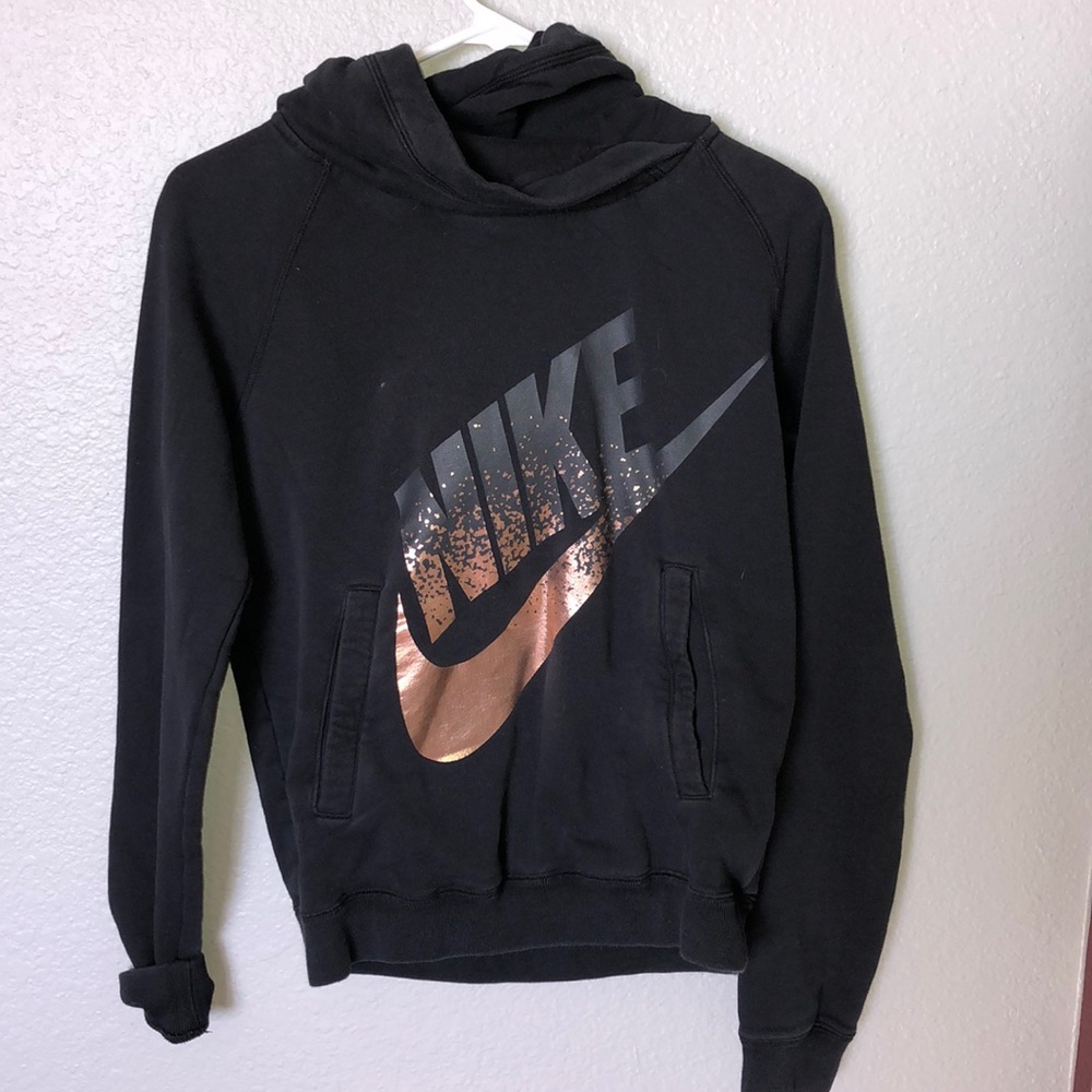 Nike sweatshirt